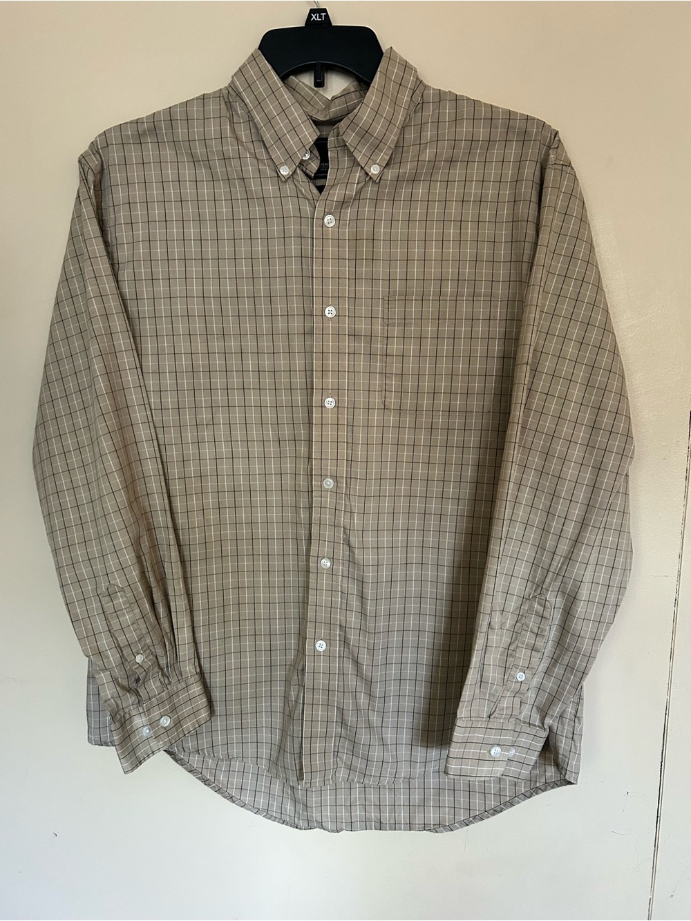 Arrow Men's Tan Plaid Button-Down Shirt